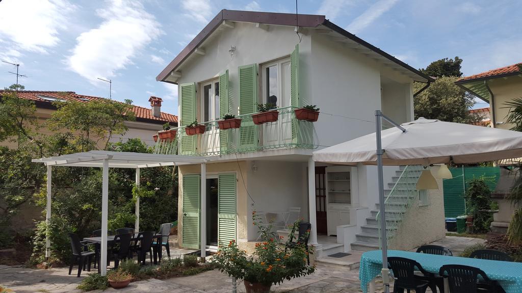 Le Mura Holiday Home Marina di Pietrasanta Exterior photo